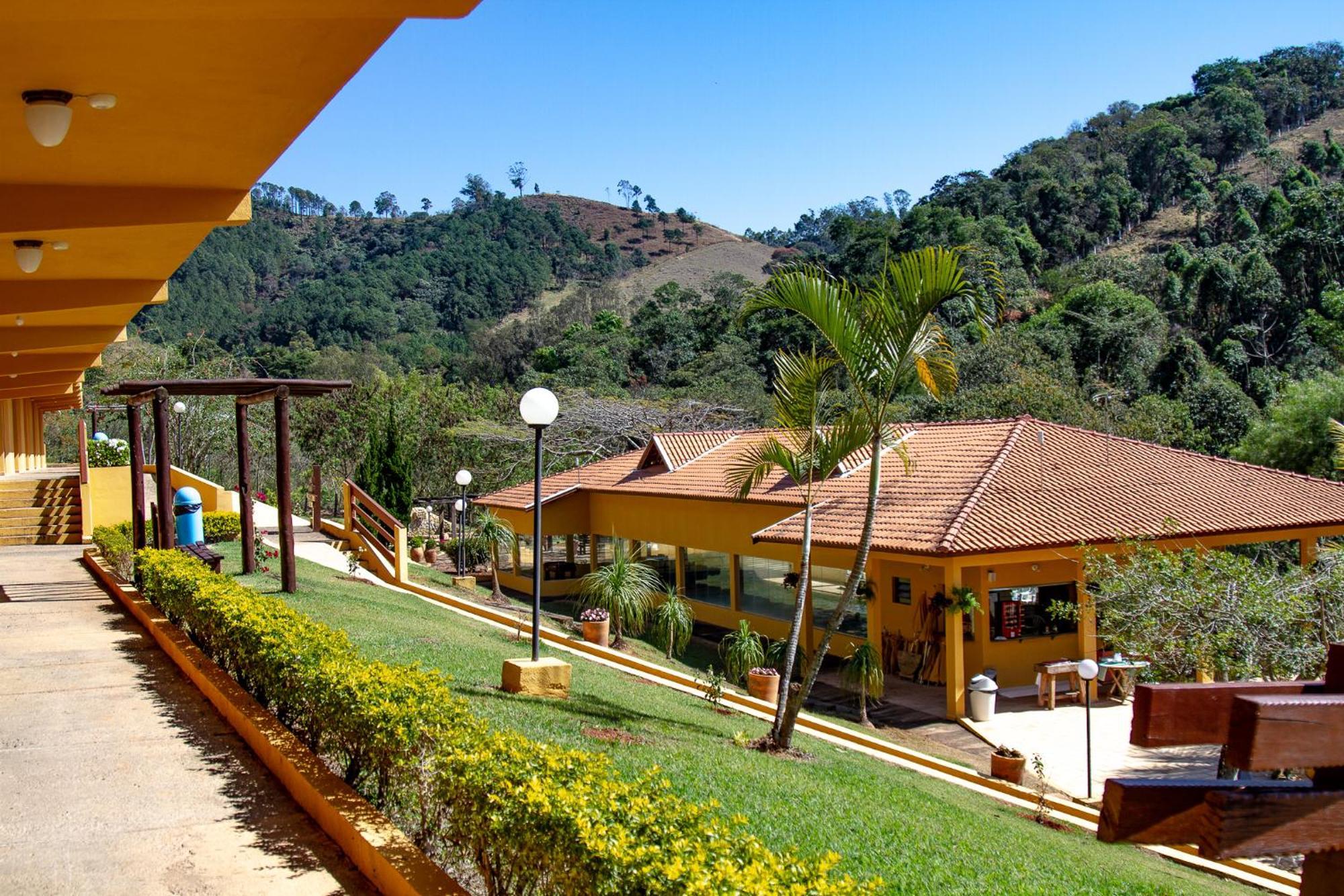 Hotel Fazenda Saint Nicolas Águas de Lindóia Buitenkant foto